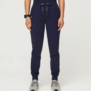 Figs Zamora High Waisted Jogger with Scrunch Waistband